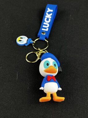 Classic cartoon Donald Duck keychain pendant